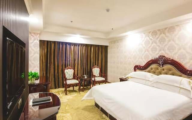 Noble Earl Hotel