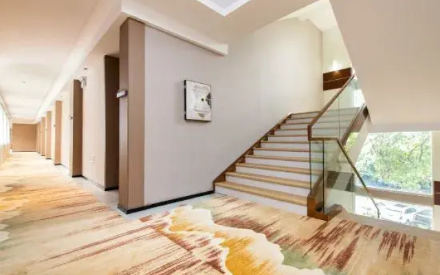 Guanghanqinyuanjiudian