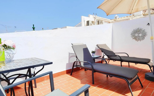 AP256 - Balcon Atico