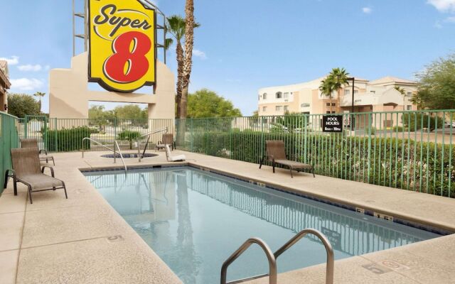 Super 8 Marana/tucson Area