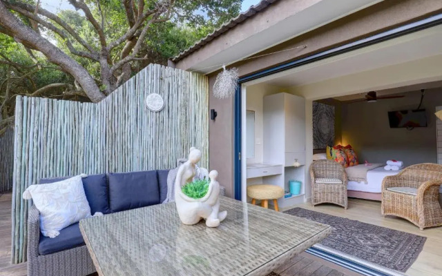 Pearl Moon Boutique Suites