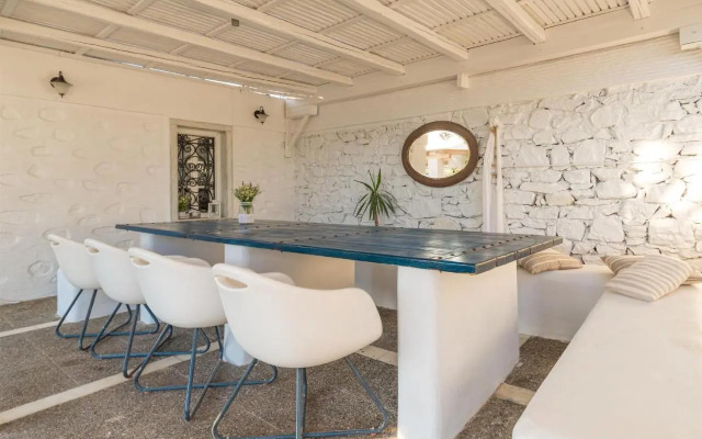 Syros village suites