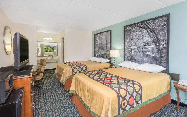 Super 8 By Wyndham Kingsland I-95/Naval Base Area