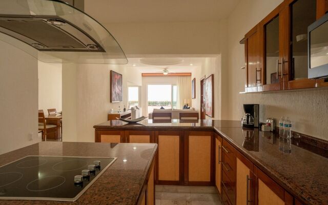 Grand Miramar All Luxury Suites & Residences