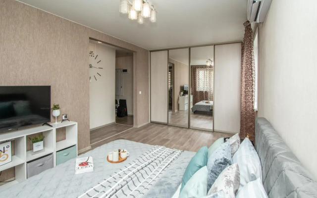 Room Hotel (Рум Хотел) на проспекте Октябрьский