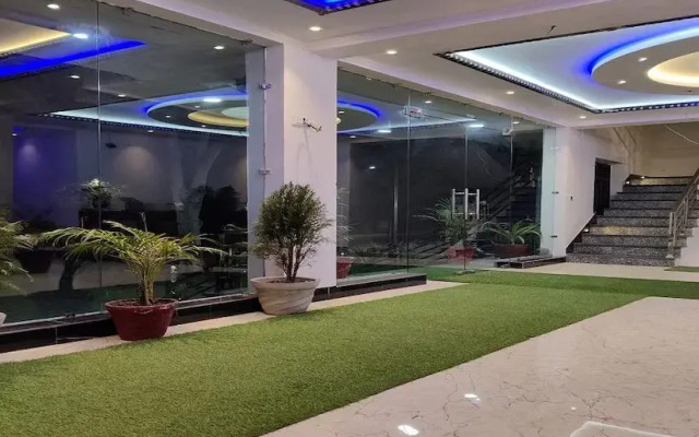 Bhawana Hotel
