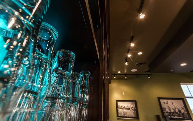 Days Inn And Suites Edmonton Airport