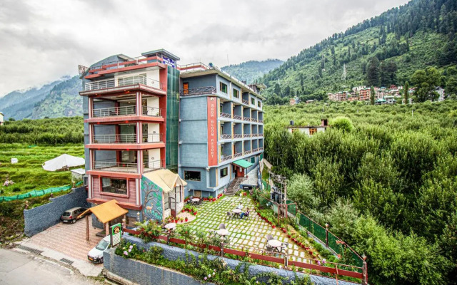 Snow Bloom Resort