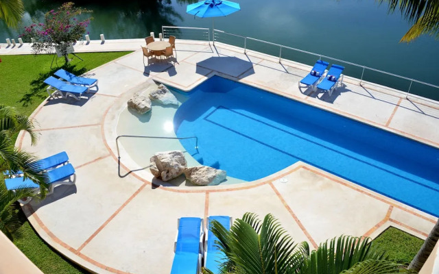 Porto Bello Gran Marina by GuruHotel