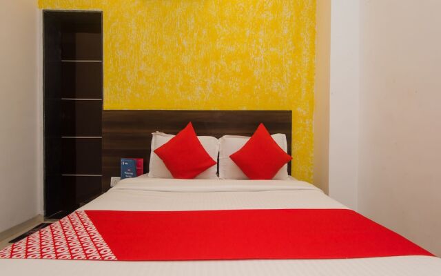 OYO 11498 Hotel Bliss Executive