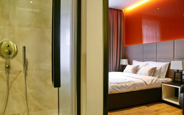 Maccani Luxury Suites