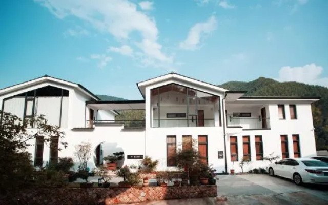 Mogan Youzi Wenchayuan Hostel