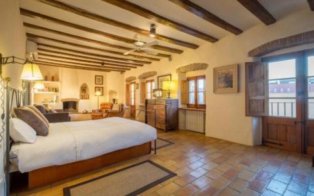 Can Felip Apartments