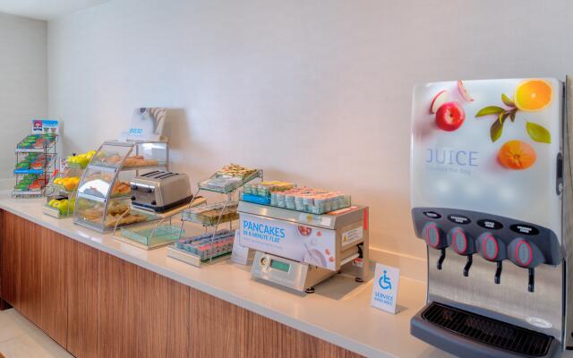 Holiday Inn Express Newberg - Wine Country by IHG