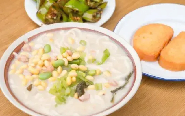 Ruiyu Guesthouse (Luoyang Longmen High-speed Railway Station)