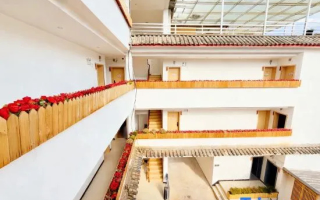 Mandan hospital. Naxi Homestay (Zhongyi Market Store, Old Town, Lijiang) – Exterior – Lijiang