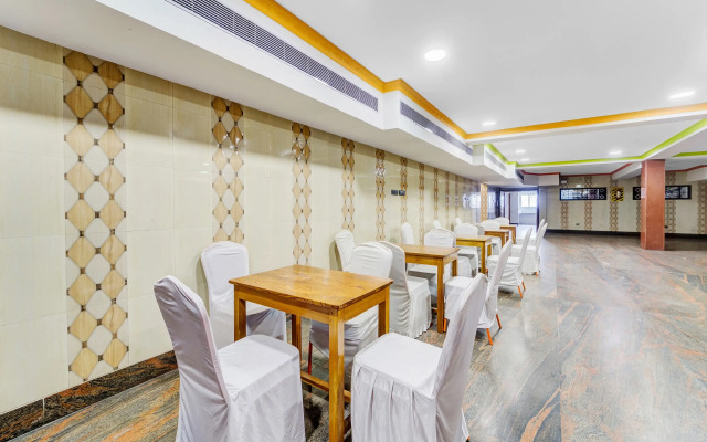 Capital O 80576 Nestle Inn