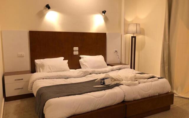 Sphinx Luxor Apartment
