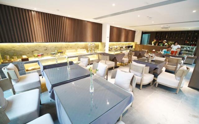 AII Life Serviced Residence