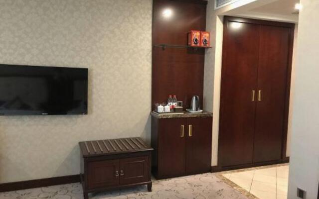 Hua Rong Hotel