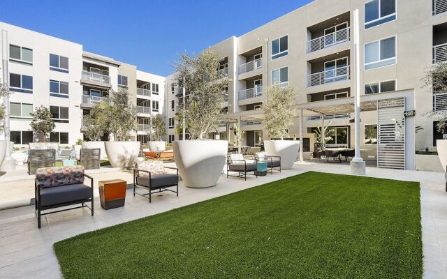 Global Luxury Suites Irvine