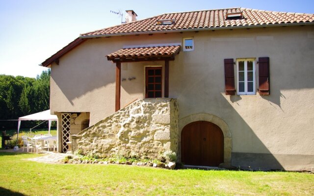 House with 3 Bedrooms in Gorses, with Pool Access, Enclosed Garden And Wifi