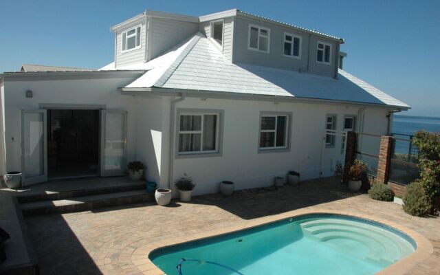 3 On Rocklands Accommodation