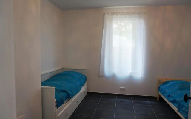 29 Rue Des Écumes -093