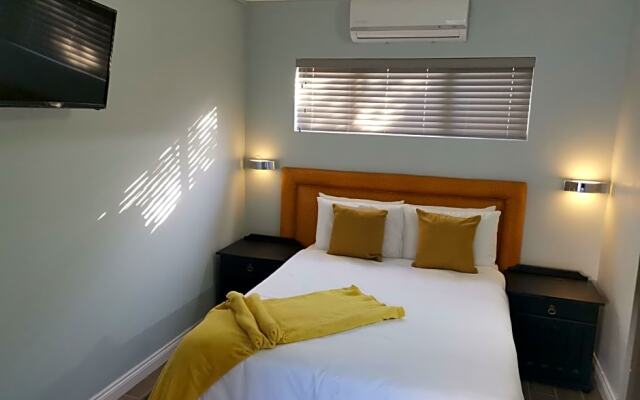 Lucolo Palace B&B