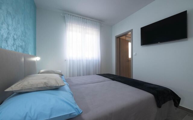 Beautiful Home in Barban With Outdoor Swimming Pool, Wifi and 2 Bedrooms