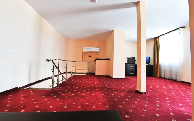 Hotel Magic Trivale