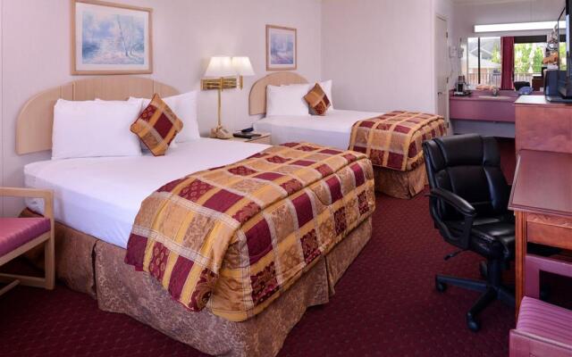 Branson Yellow Rose Inn and Suites