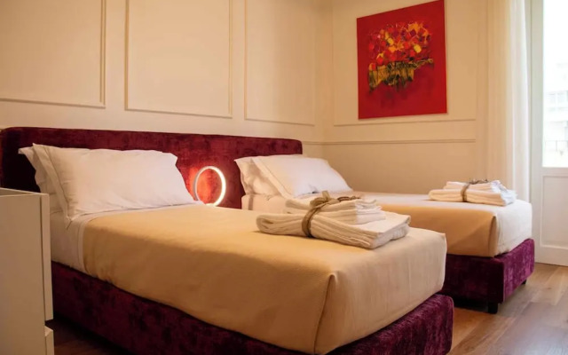 MARI Luxury Rooms and Suites