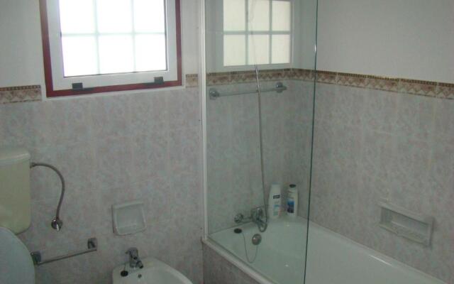 Casa das Pedras Altas