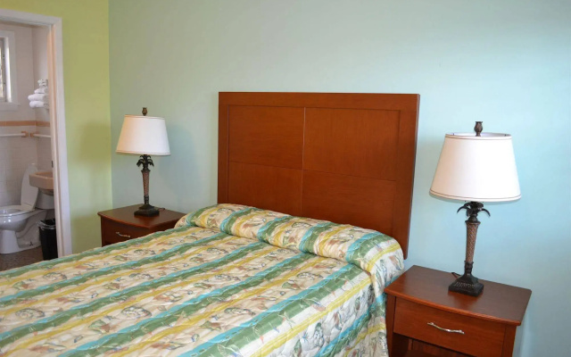 Madison Beach Motel
