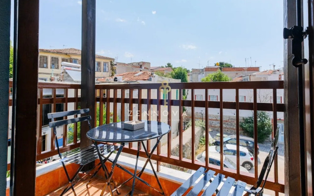 Zennova 72 Tsinari Luxury Suite