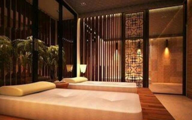 The Astra 2bedroom,close night bazaar and old city