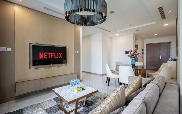 Somi Luxstay Landmark 81