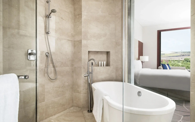 Cordis, Beijing Capital Airport by Langham Hospitality Group