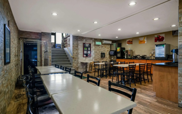 Quality Inn JFK Airport Rockaway Blvd