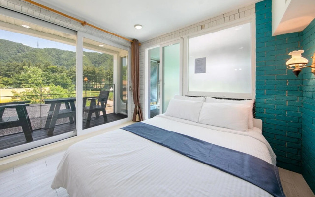 Nami Island O2 Pension