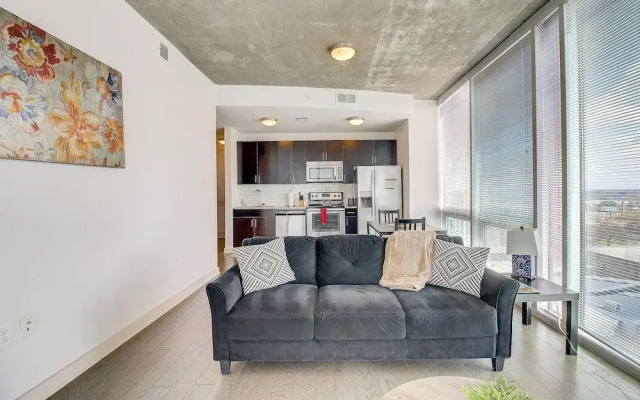 FRONTDESK Skyhouse Apts Uptown Charlotte
