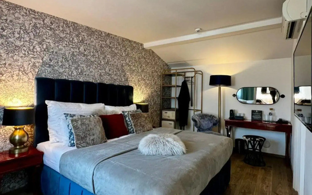 Antik Hotel