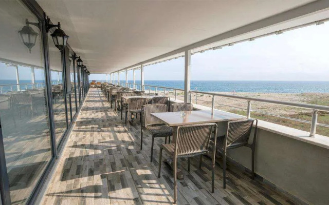 Yaliköy Deni̇z Otel