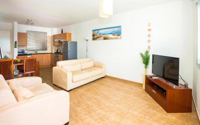 SEABREEZE APARTMENT 200m away from the sea