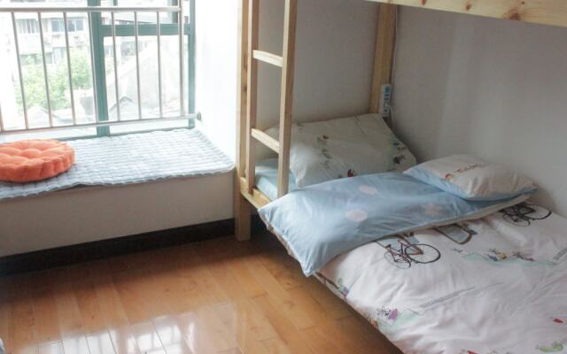 Shanghai Sky168 Youth Hostel