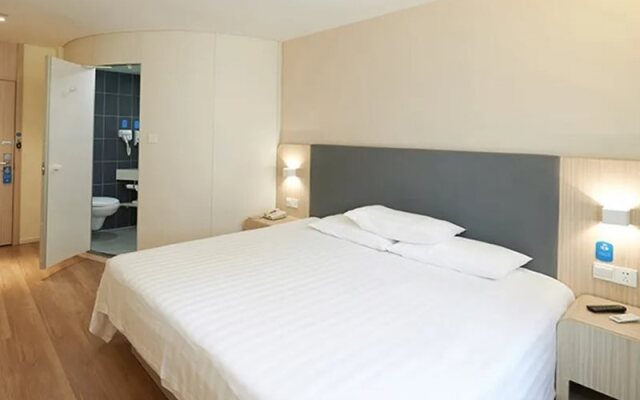 Hanting Hotel Ji'nan Huaxin Road