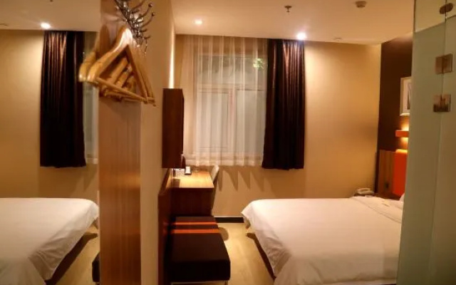 7 Days Premium Hotel （Shijiazhuang People's Hospital  100 FUN city ） – Guest Rooms – Shijiazhuang
