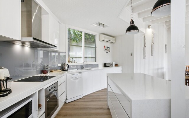 Peaceful Beach House in Portsea