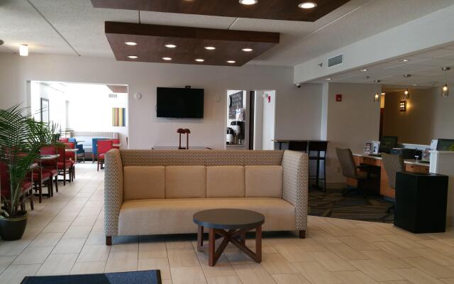 Holiday Inn Express - Harrisburg East by IHG